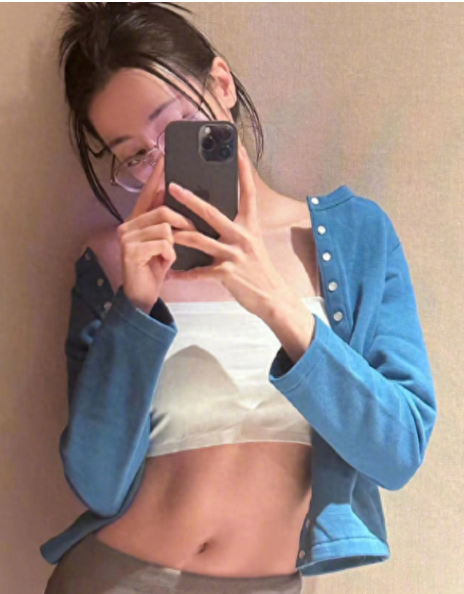 曝热巴国外产子,被私家侦探拍到,晒腹肌照被打脸,后援会跑路