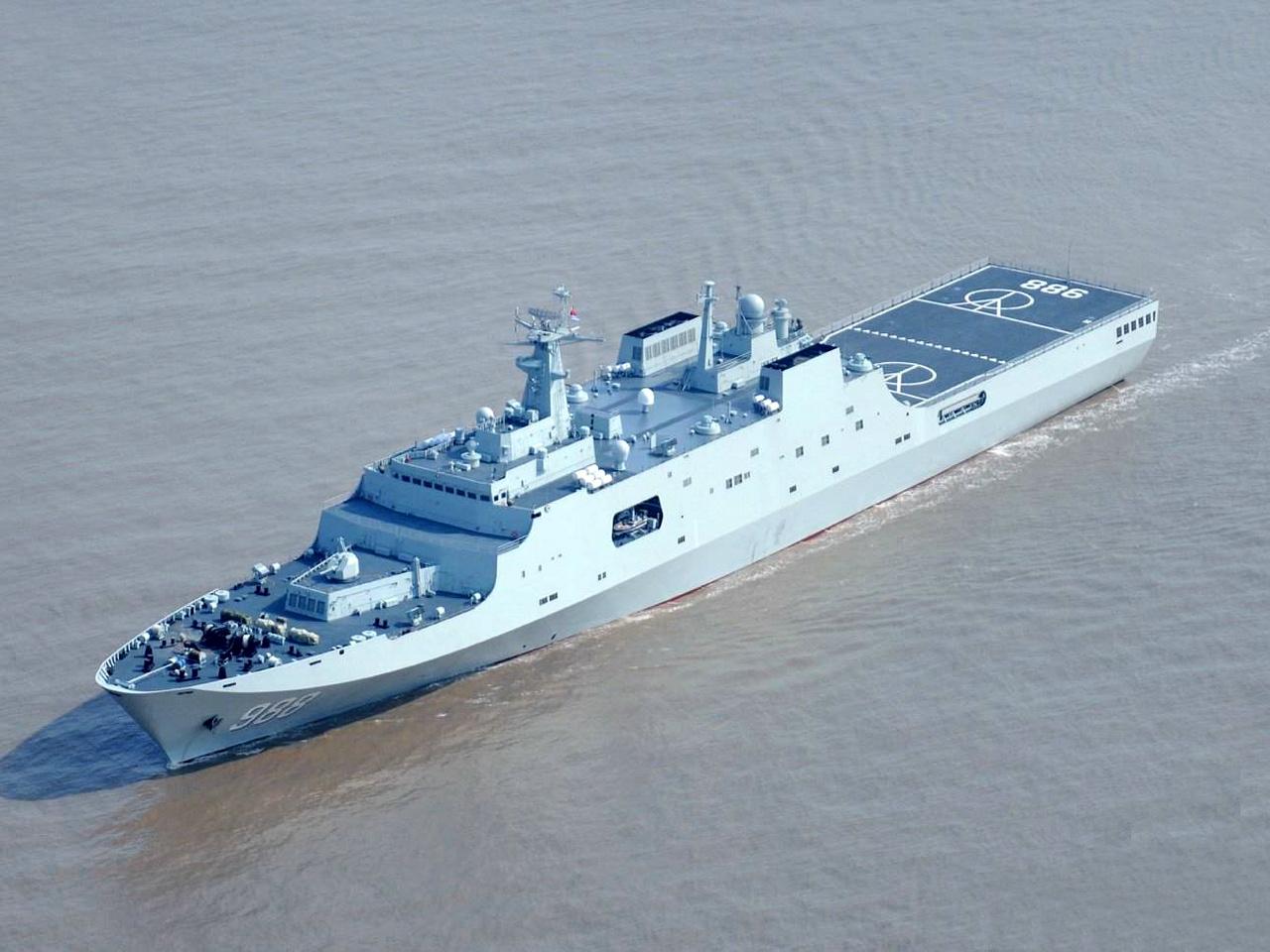 071型船坞登陆舰中国和东盟之间的军贸交流,其实也是一招妙棋.