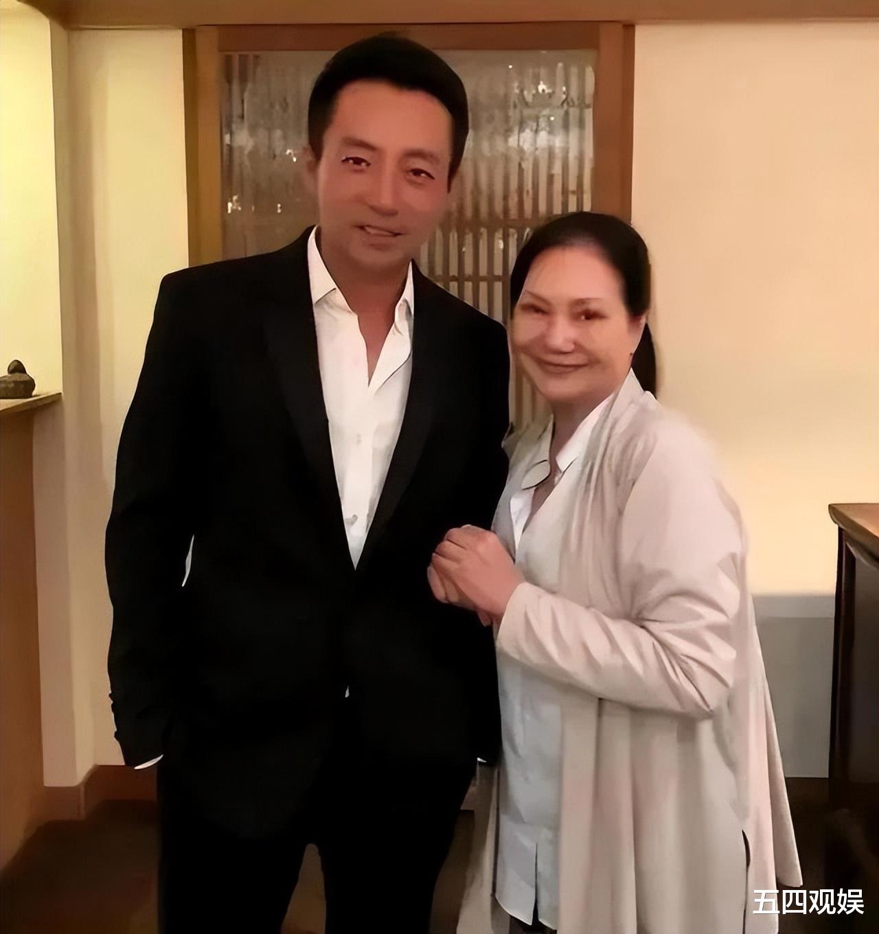 汪小菲|汪小菲承诺:每两周飞一次,看望孩子!是个合格的父亲,更是优秀的商人