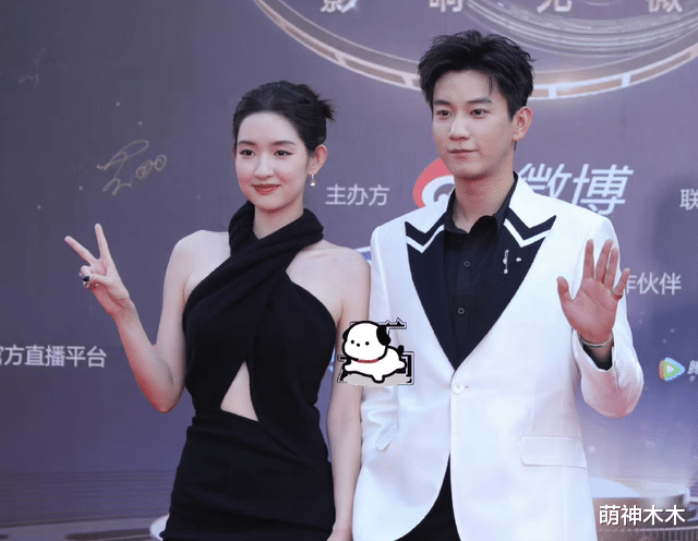 春夏穿搭 明星电影之夜状态集体掉线：爆痘脸肿黑眼圈，还有七位女星撞衫