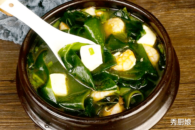 饮食|6月宁可不吃肉,也要多吃5种“碱性”菜!酸碱平衡,越吃越健康!