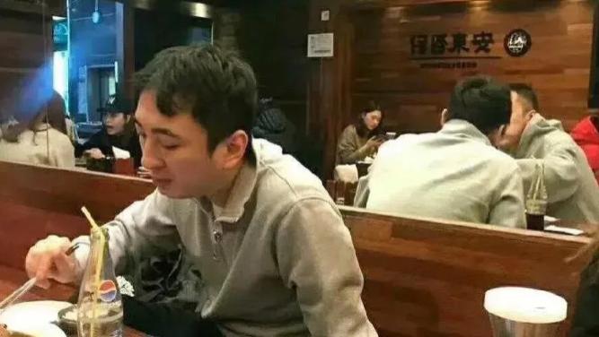网传王思聪打人事件协商成功，知情人：补偿20万。