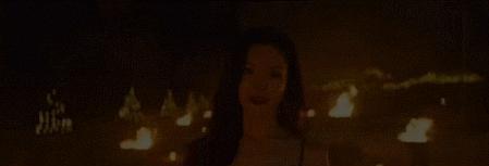 她再美,我也不敢看