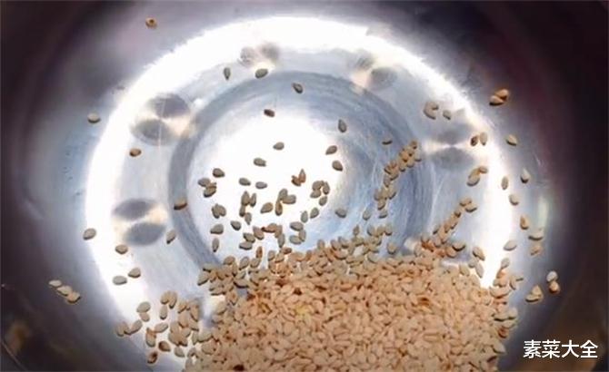 萝卜丸子|炸萝卜丸子，到底用面粉还是淀粉，教你正确做法，丸子酥脆不回软