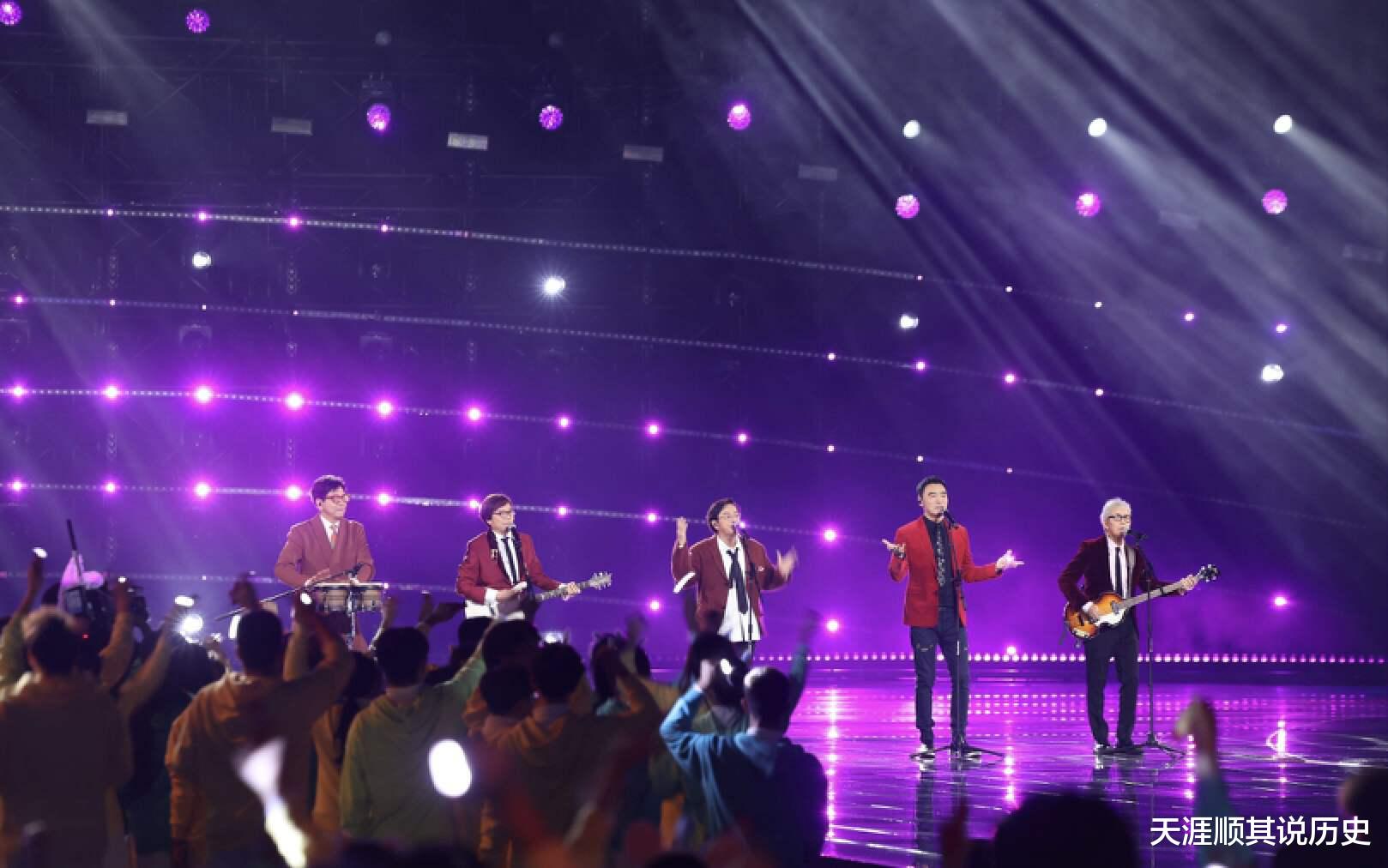 央视跨年夜“回春”刘涛,圣洁高叶,治好畸形审美,网友纷纷点赞!