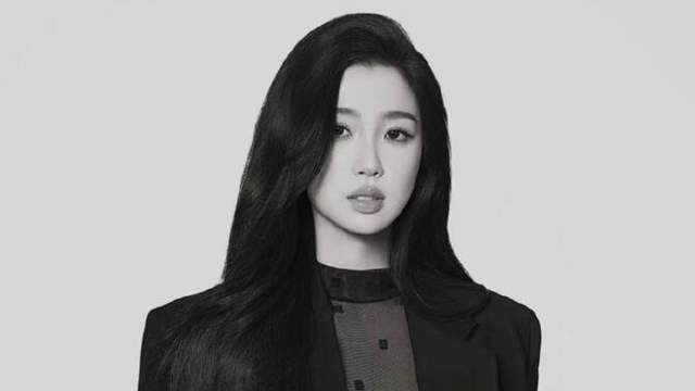 黄一鸣|《青2》黄一鸣未婚生女！被扒校园霸凌发同学裸照，撞衫也要被打