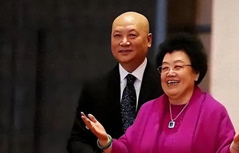 唐僧迟重瑞娶陈丽华只为钱？陈丽华：迟先生爱得绝不是我的钱