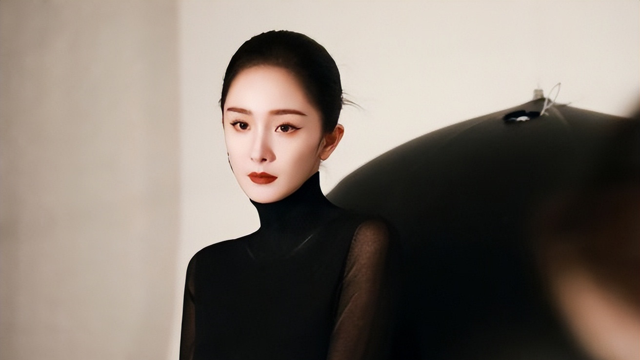 杨幂|杨幂与嘉行解约背后：合作15年资产暴涨250倍，事关50亿财富