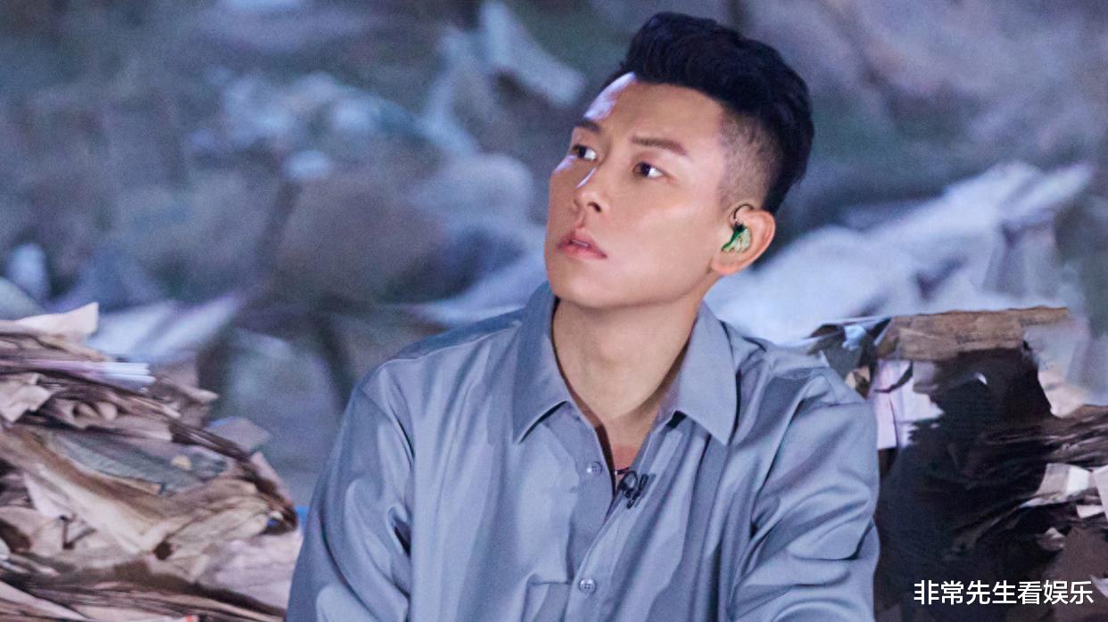 《披哥3》二公信息量大,李玖哲错过《歌手》两次,魏哲鸣离婚,信发怒摔杯