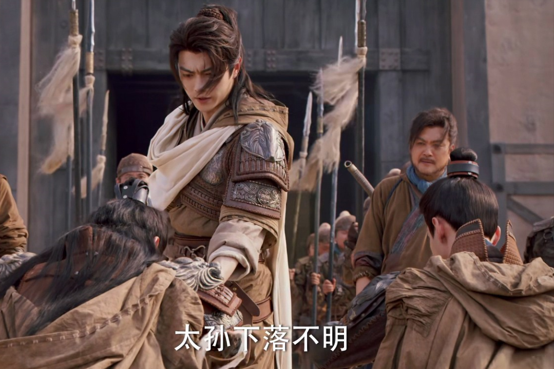 没想到，快到年底了，35岁景甜会以这种的方式，打出一副“王炸”