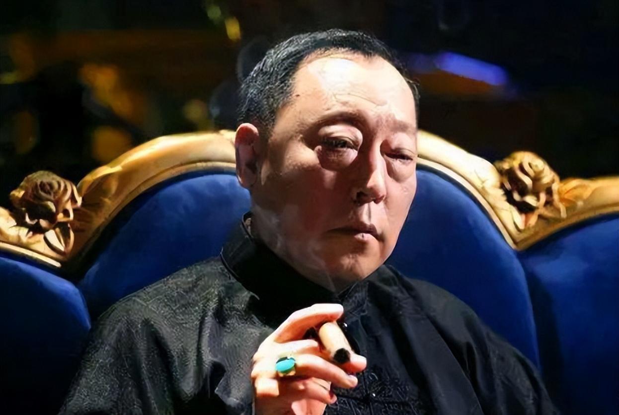 明明被捧成“老戏骨”，为什么这6位明星演什么都一个样？