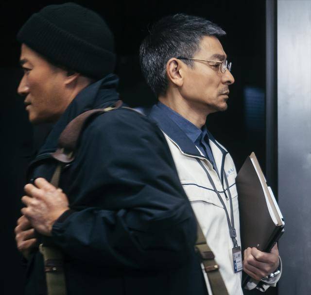 流浪地球2|《流浪地球2》有多硬核？5亿投资，中科院专家把关，配音AI修复