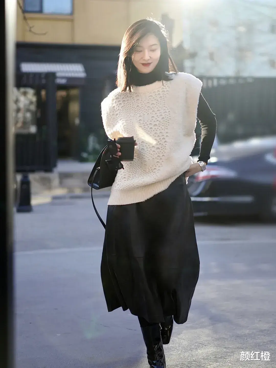 看到2024年的职场穿搭我发现:裤不紧身,外套不压身,高级又时髦