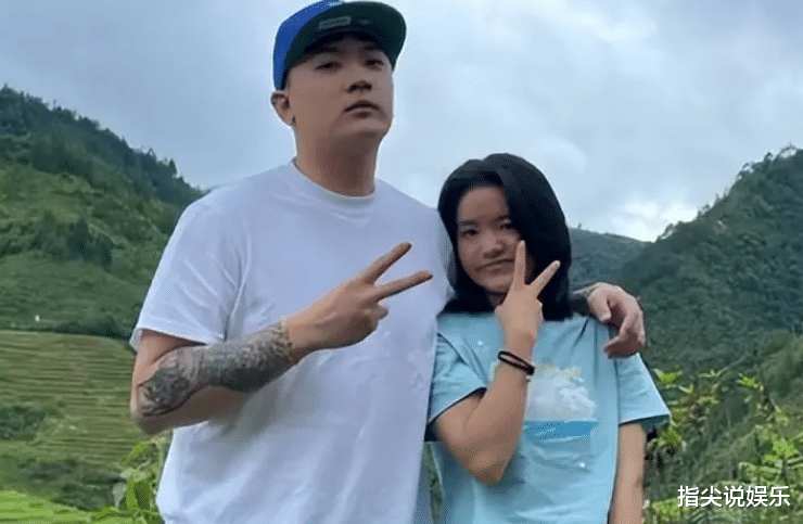 王晨正深夜约见李勒优,摸了她的头后哽咽落泪,崔晋:全都怪我