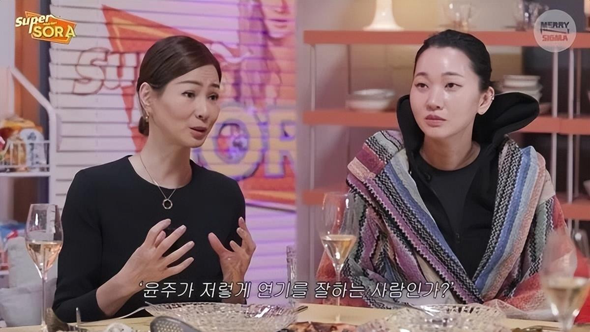 韩国知名女星爆料，时装秀上被迫穿得暴露，让自己很受伤