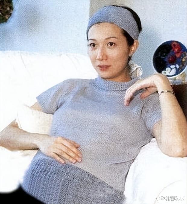 宁愿异国流浪也不回国，“小龙女”吴卓林，已经走上了另一条大道