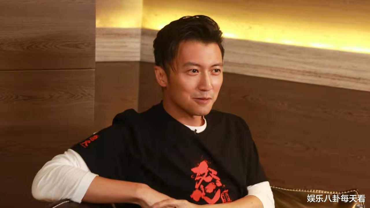 谢霆锋缴税20%退加拿大籍，却再遭质疑为了捞金，如今背后的真相曝光