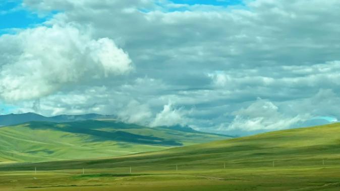 新疆|新疆之旅：探寻天山天池与喀纳斯湖的神秘之美