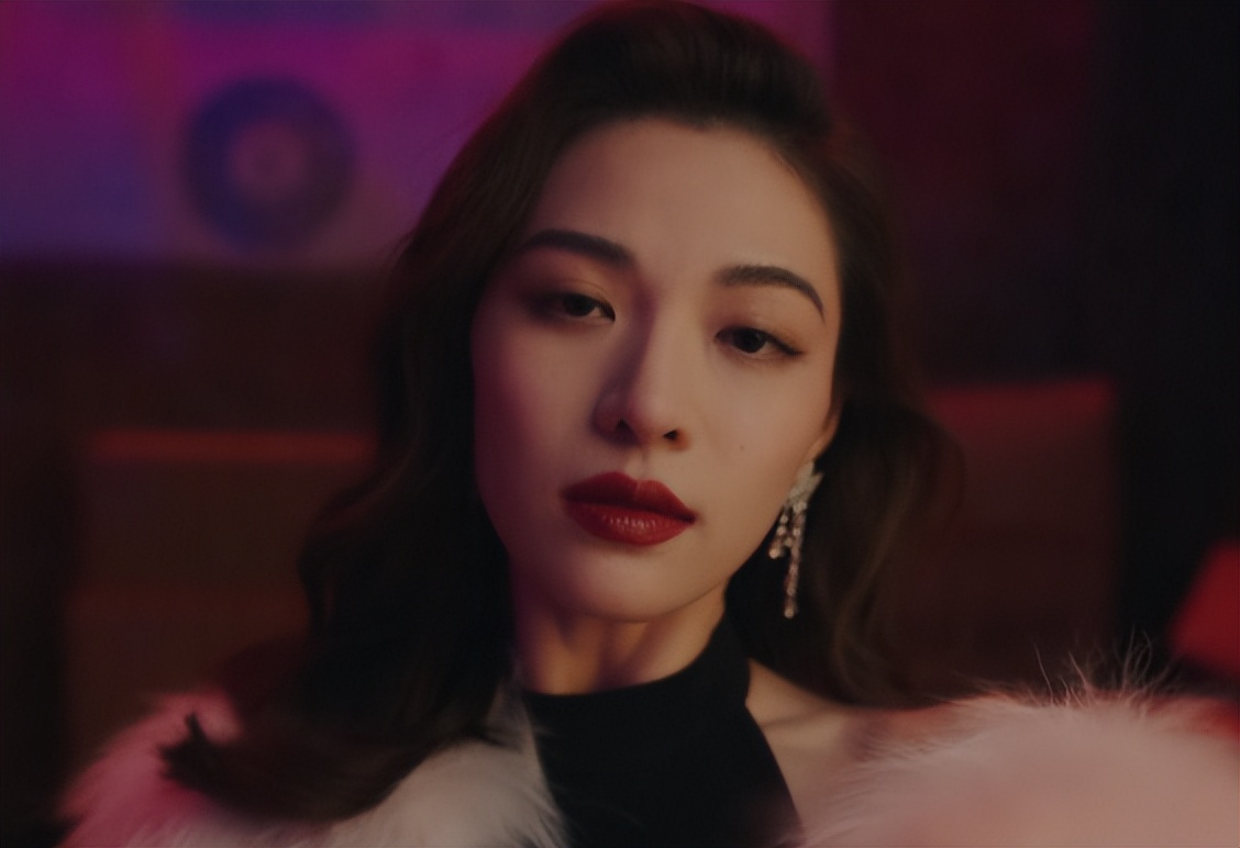 一个人毁了整部剧!10月刚结束,30岁龚俊就以这种方式翻车了