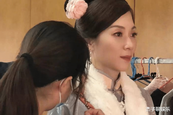 张可颐|53岁的张可颐,不婚不育也没“固定”伴侣,可爱情不是必需品