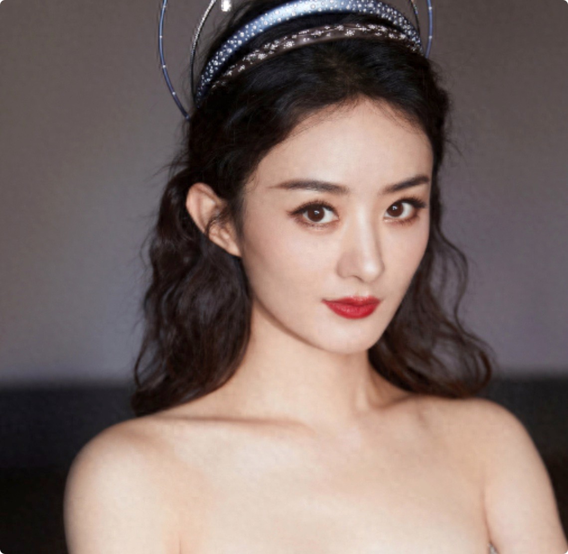 时尚红毯成“照妖镜”，黄圣依显老，杨紫太普通，赵丽颖赢麻了