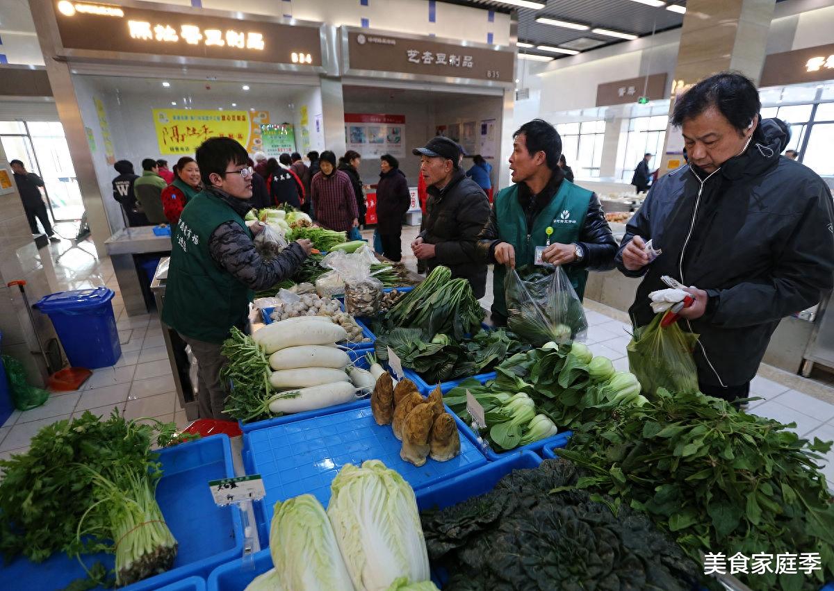 |买菜时,遇见这5种“问题菜”,再便宜也别要,菜贩子自己都不吃