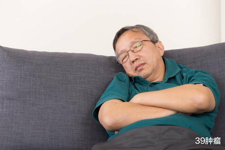 午睡可能影响寿命！医生提醒：50岁以后，牢记午睡“四不要”