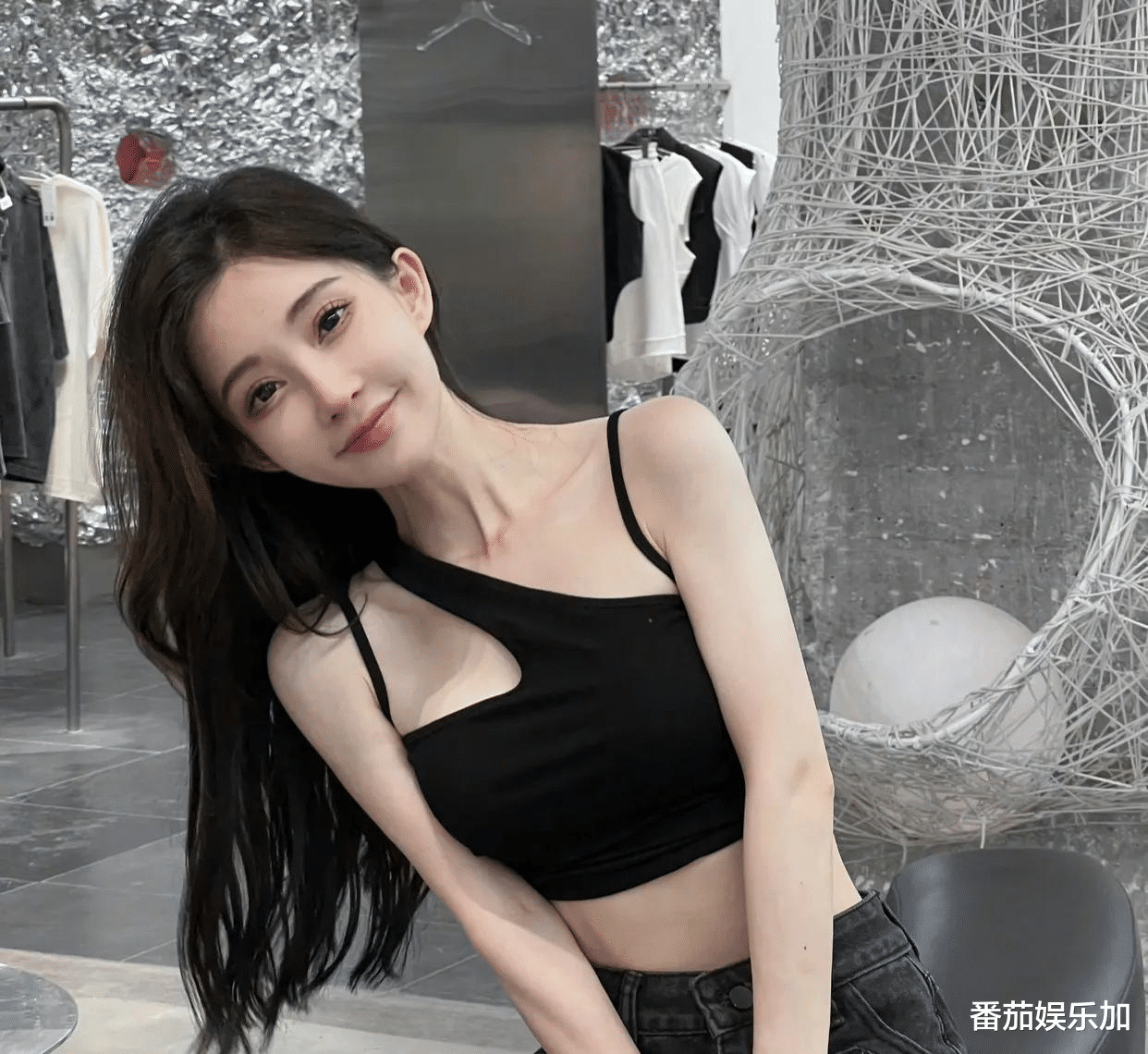 30岁冯提莫患甲状腺癌晚期,父母至今不知想要轻生,劝大家要小心