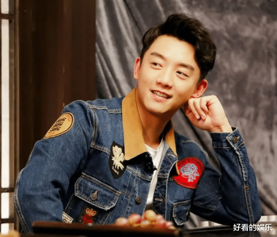 苗苗|傍富婆赚奶钱？郑恺豪宅偷搂苏芒超暧昧，苗苗3胎女儿疑仍在观察