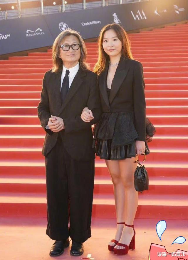 吴君如|吴君如17岁女儿出道，没颜值也没才艺，仅凭出身胜过一切