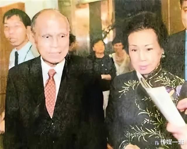 霍英东|离婚带孩子仍再嫁豪门,被霍英东独宠52年的冯坚妮,并不简单