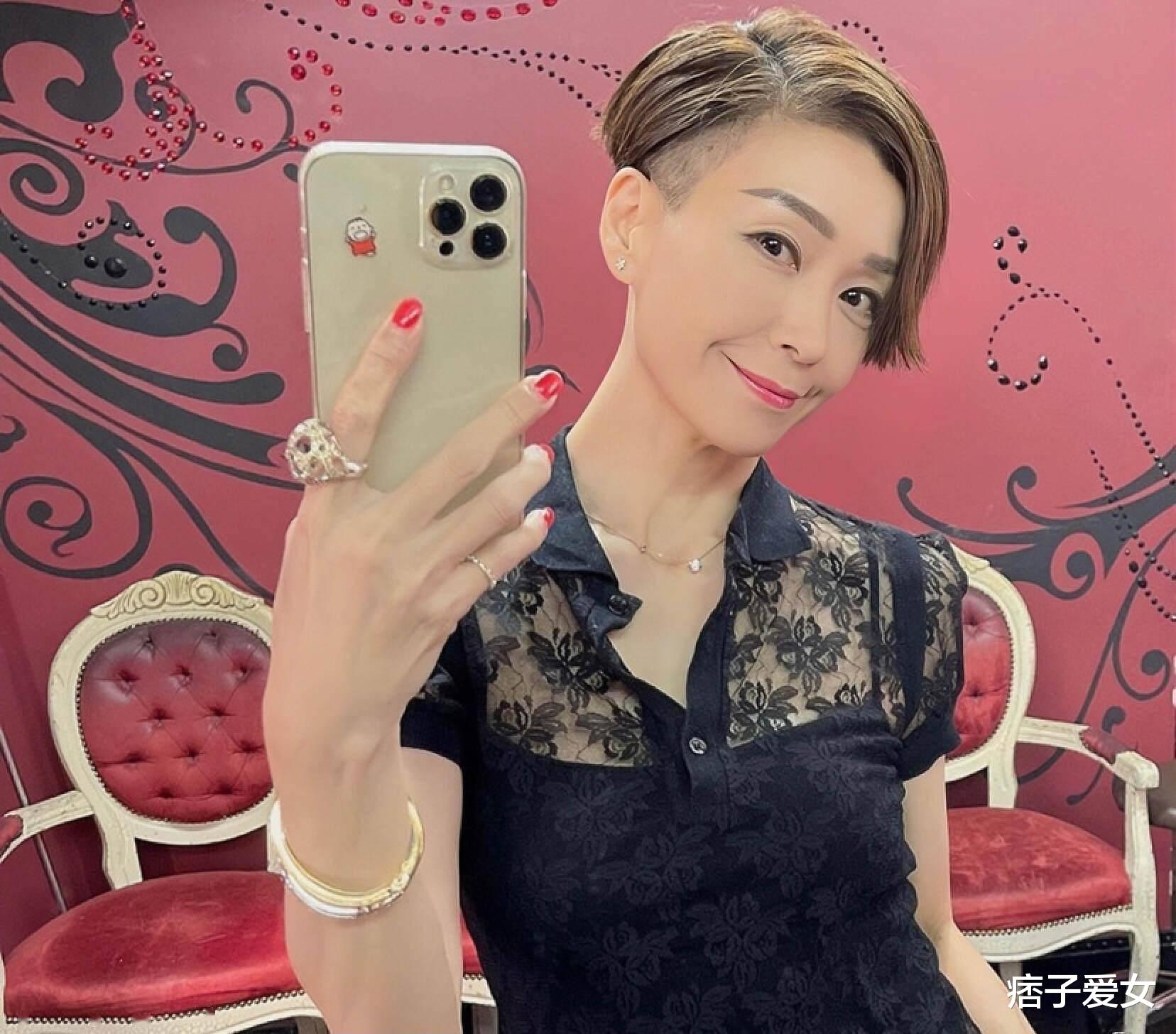 伍咏薇|香港知名女星被质疑患病,瘦到双颊凹陷青筋凸起,宛如纸片人