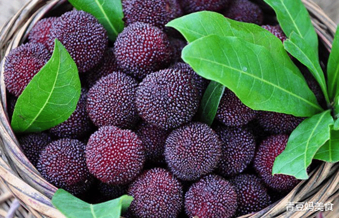 冰糖|夏天别错过杨梅罐头，2分钟学会，冰爽清甜，开胃补水，保质期久