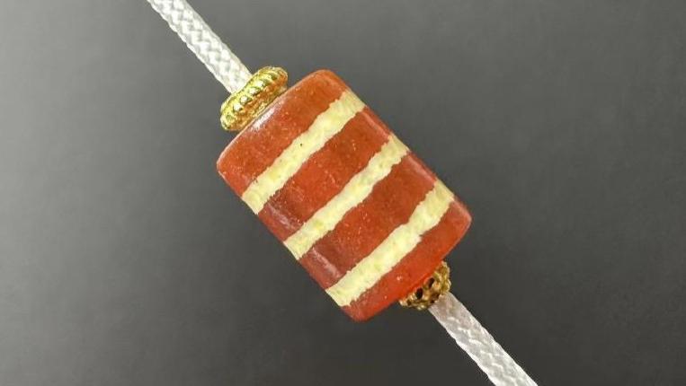 文玩红玉髓的挑选，镶蚀纹路加满朱砂，才是高品质的存在