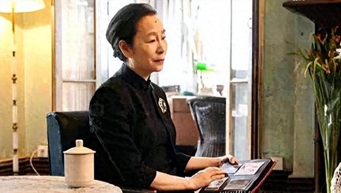 善恶到头终有报！奚美娟“丑闻”被爆，人设崩塌将成笑话