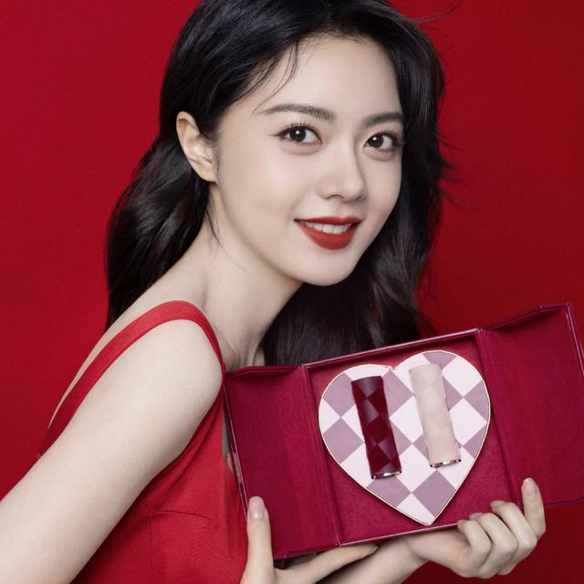 赵今麦|女星赵今麦时尚写真：青春靓丽、清纯美丽