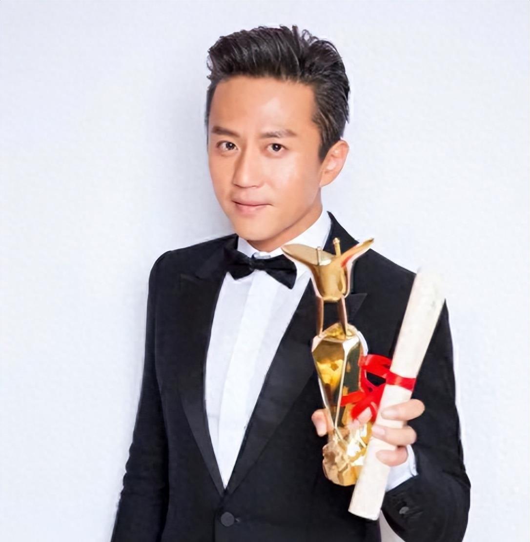 《中国乒乓》亏3亿,邓超被曝患“抑郁症”,无法成为第二个吴京