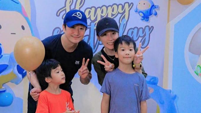 吴京补税风波后为儿子庆生，穿600元T恤微醺，谢楠删微博引争议！