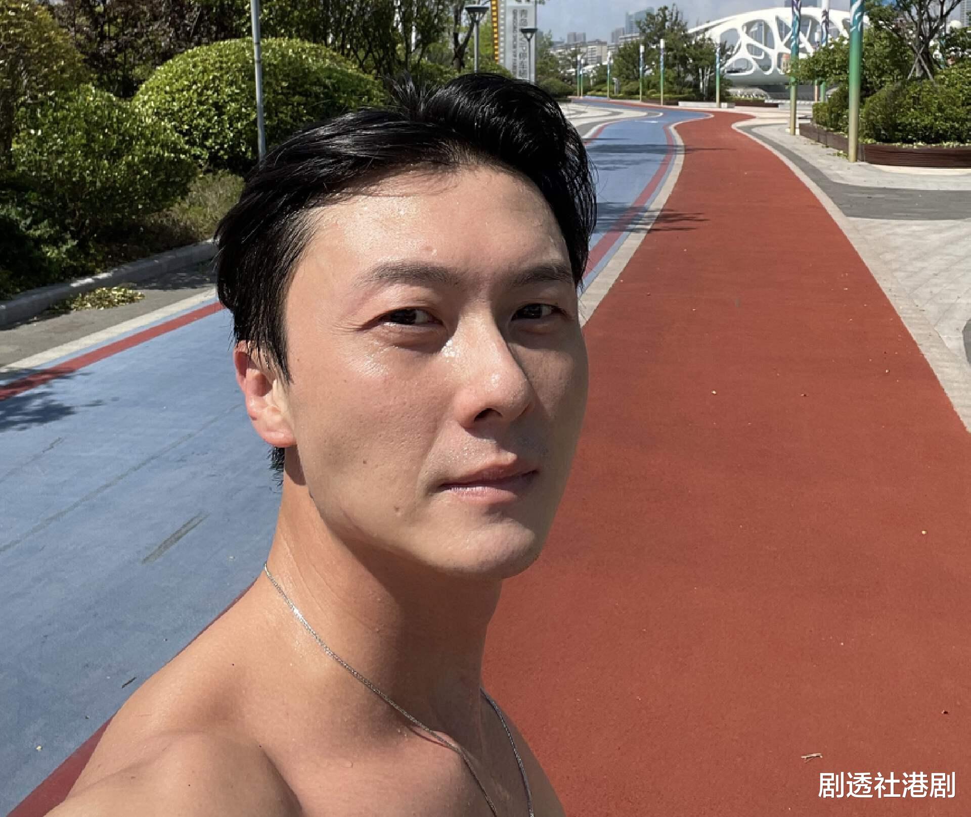 突发！TVB视帝自曝约满离巢恢复自由身，会在内地和香港两地拍剧