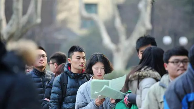 考研|“研究生队伍快成女儿国”，导师无意中的吐槽，揭露男考生的现状