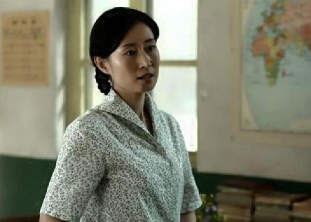 安杰|《父母爱情》：极力怂恿安杰继续给夏老师当模特，葛美霞图什么？