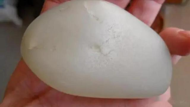 沉香|这六种“玉器”再漂亮也别买了
