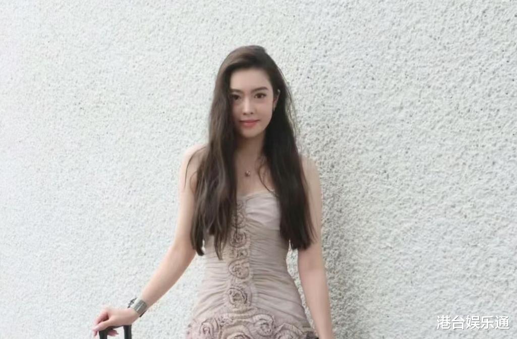 又有港姐退选?TVB确认11号佳丽周婷离开:她需继续处理家事