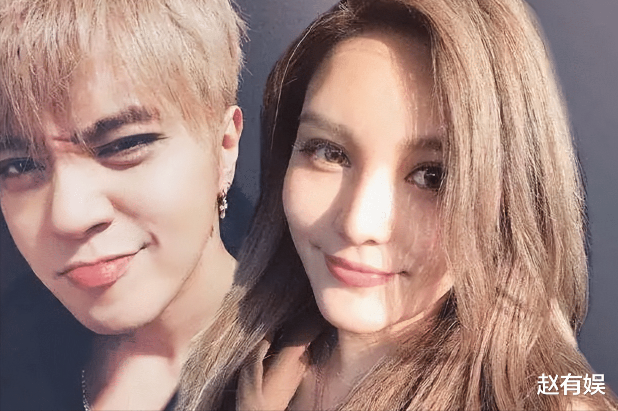 简恺乐|主持人简恺乐:能嫁给丈夫是我的幸运!他很大度不嫌弃我的过去