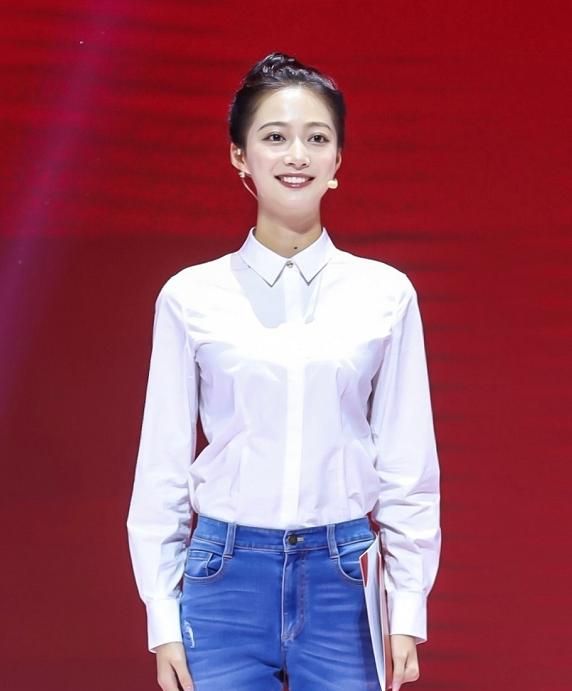 《2023主持人大赛》:冯琳的胜出引发争议