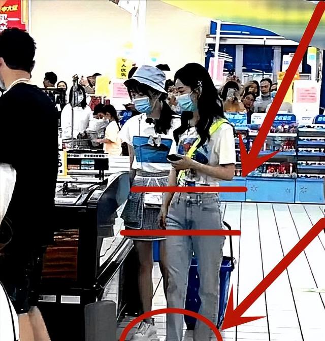 娱乐圈的身材“老大难”，看脸美艳，但腿粗、虎背熊腰是硬伤