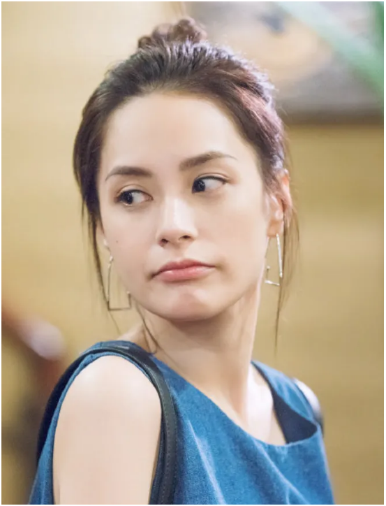 阿娇|阿娇赖弘国离婚2年后:他火速再婚并有子,她不再恨嫁41岁仍单身