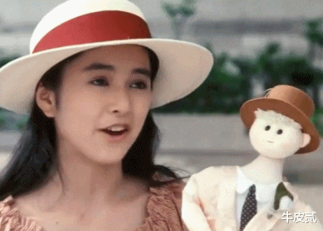 过气女港星的现状：一代女神卑微求工作，漂亮也只能在小区做保安