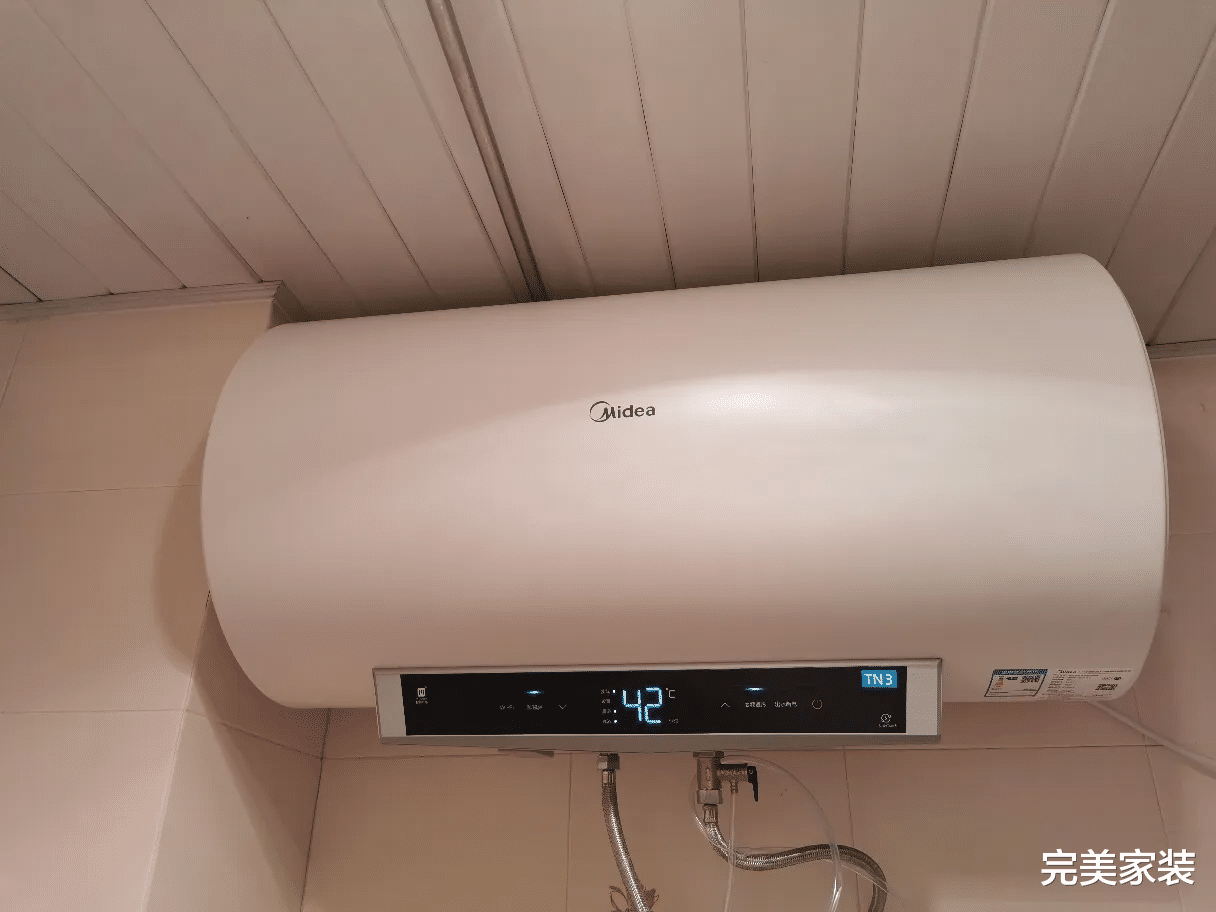 体积庞大，使用麻烦的电热水器，为什么还没有被燃气热水器所取代？