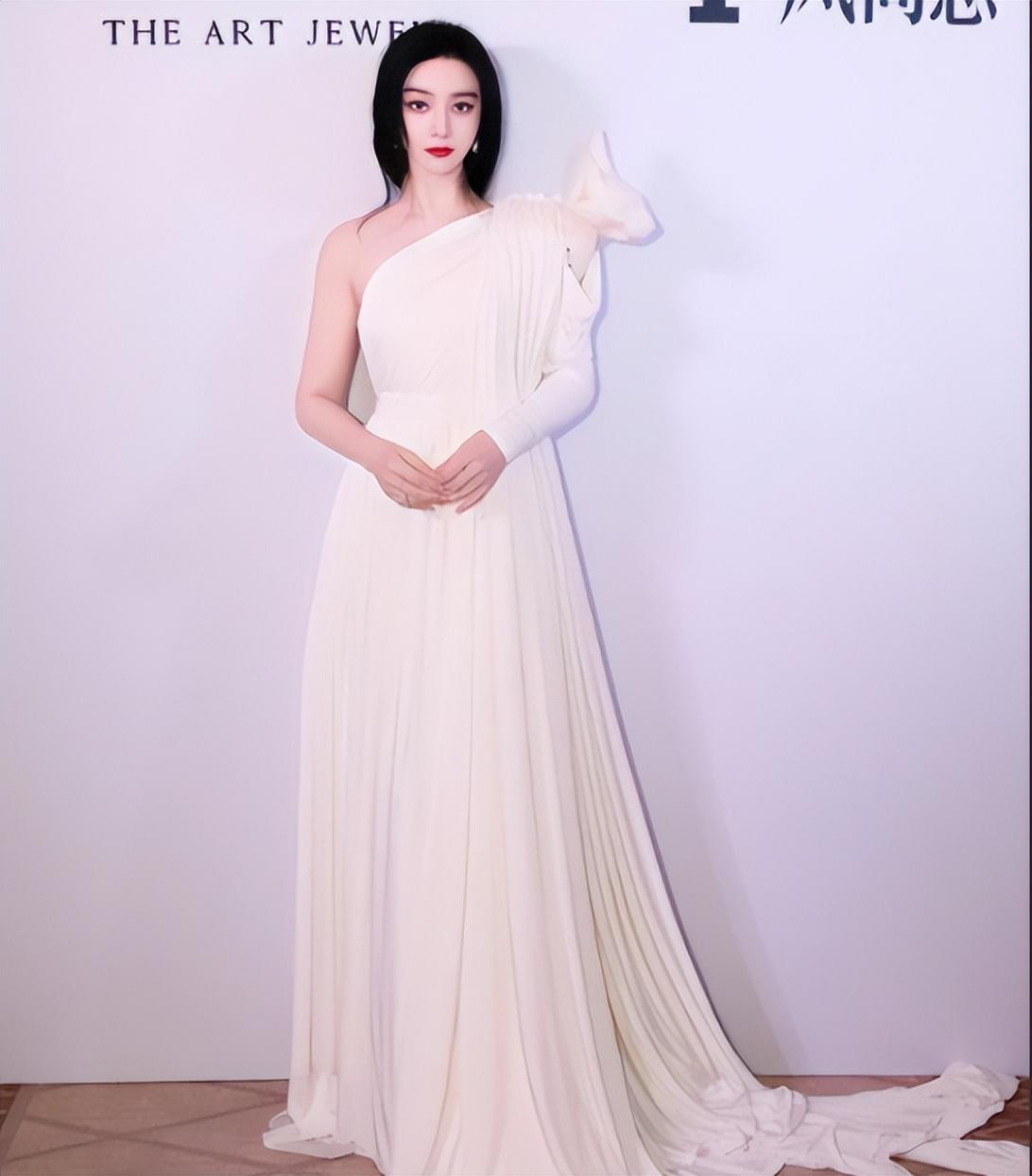 范冰冰|一场戛纳红毯,扯下了范冰冰最后的“遮羞布”